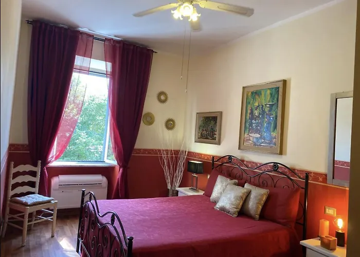 Domus Annia Guest House, The Amazing Colosseum *